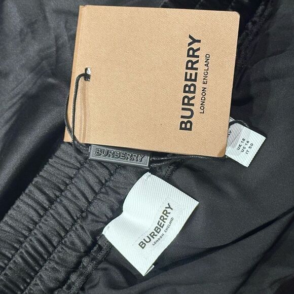 BURBERRY MINI SKIRT - Picture 7 of 7